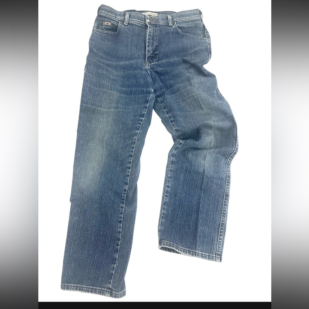 1980s vintage Lee jeans 100% cotton medium wash 8 short cigarette straight